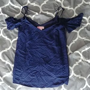 🎀3 for $15🎀Candie's Off the Shoulder Top